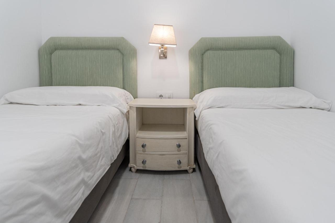 Apartamento El Parador Del Boticario กาดิซ ภายนอก รูปภาพ