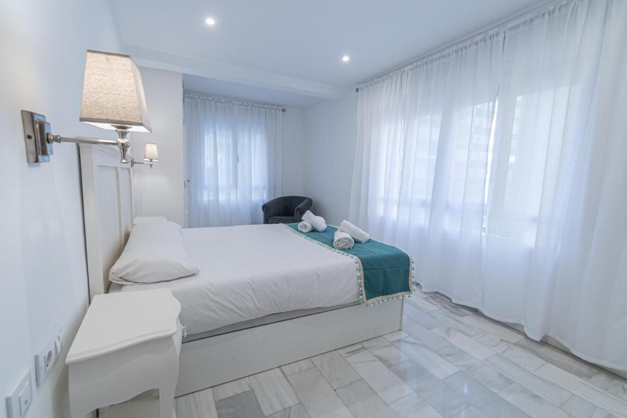 Apartamento El Parador Del Boticario กาดิซ ภายนอก รูปภาพ